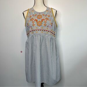 Savanna Jane Striped Embroidered Dress Size Medium